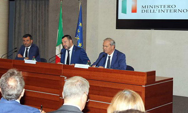Viminale: calano le intimidazioni verso gli amministratori locali, in Calabria 19 in meno rispetto al 2017