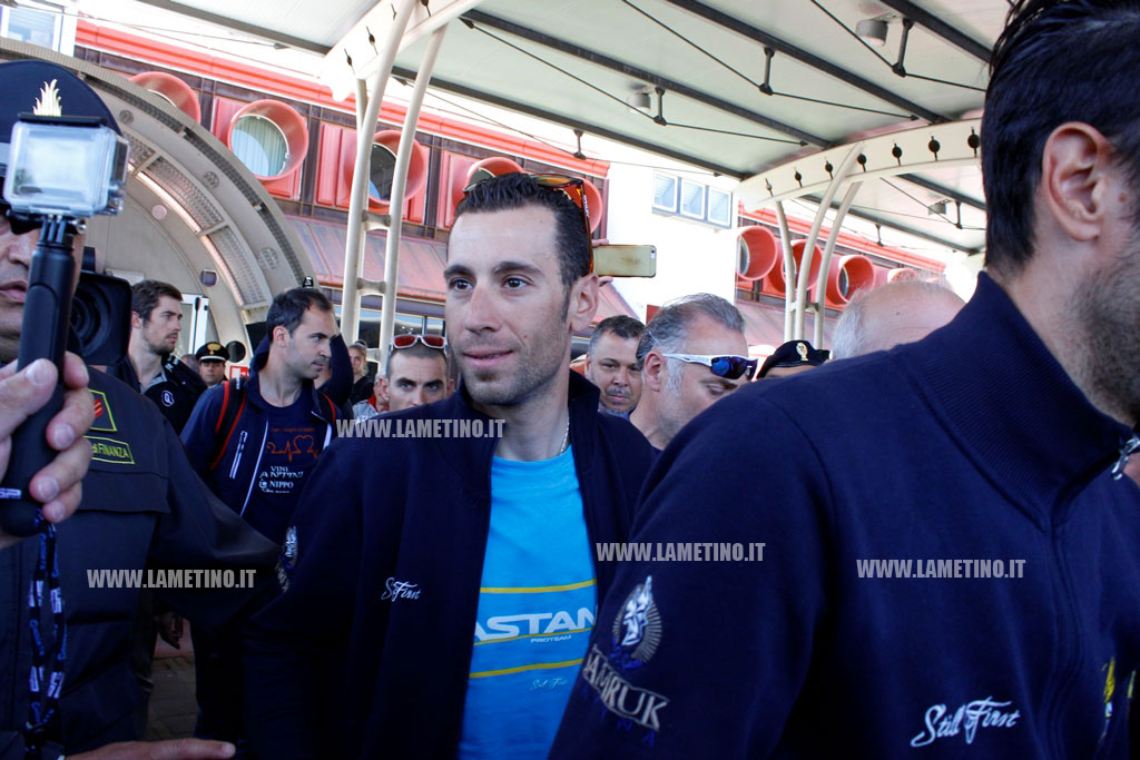 vincenzo-nibali--giro-d-italia-2016.jpg