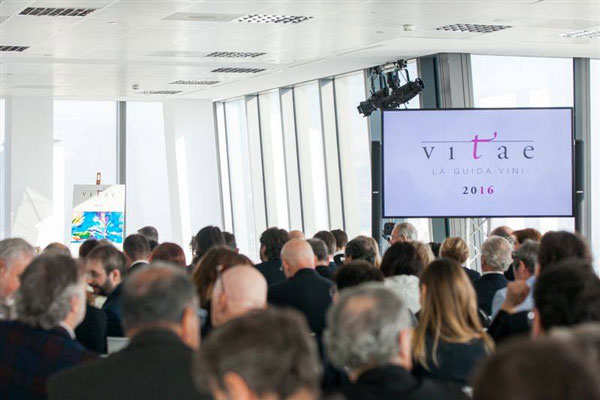 Guida Vini 2016, premiato il rosso Batasarro 2012 di Cantina Statti