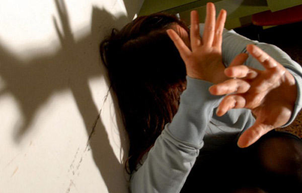 Minaccia ex compagna a Crotone, divieto avvicinamento per 33enne 