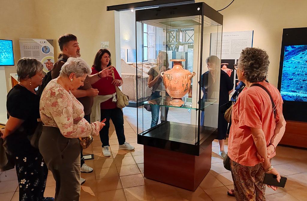 visita-museo_b17c3.jpg