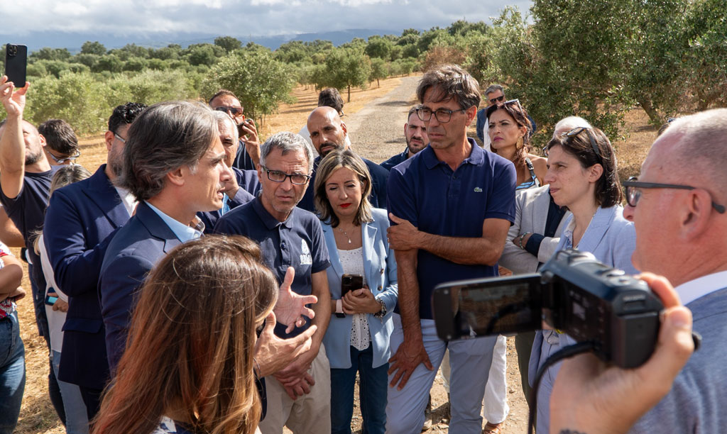 visita-valle-del-marro---4_e2ec6.jpg