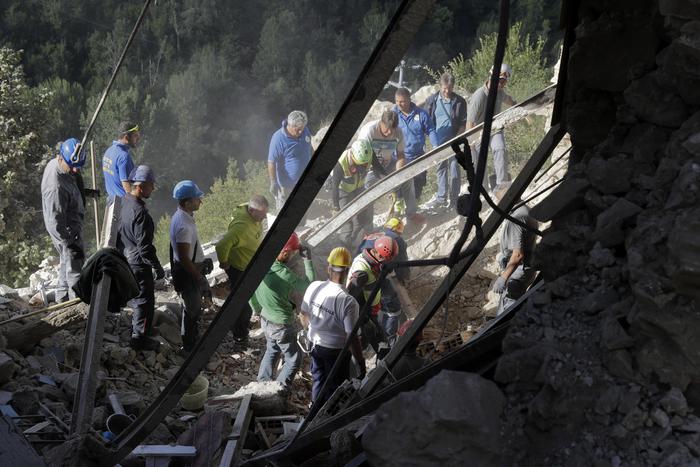 Terremoto centro Italia: un vibonese tra le vittime identificate e un uomo di Rizziconi tra i dispersi