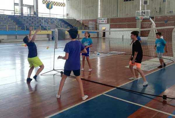 volley-camp93843_5444744441960732020_n_0c005.jpg