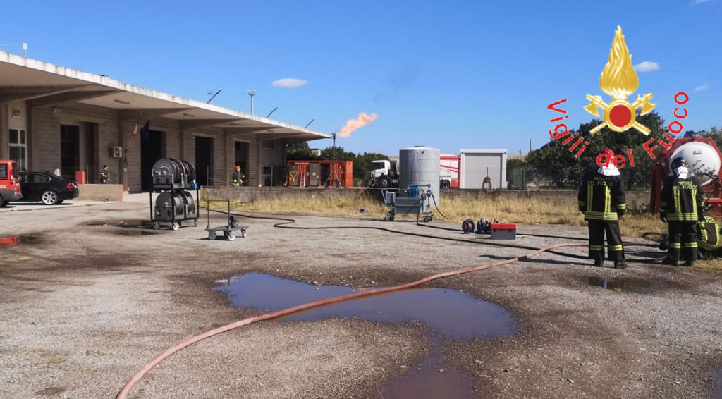 Giornate di addestramento teorico e pratico per i vigili del fuoco a Lamezia e Soverato
