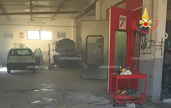 vvf-incendio-carrozz-savutano-27092018.jpg