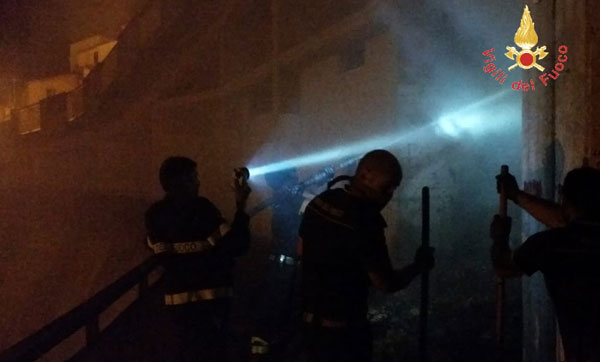Anziano disperso salvato da vigili del fuoco nel reggino