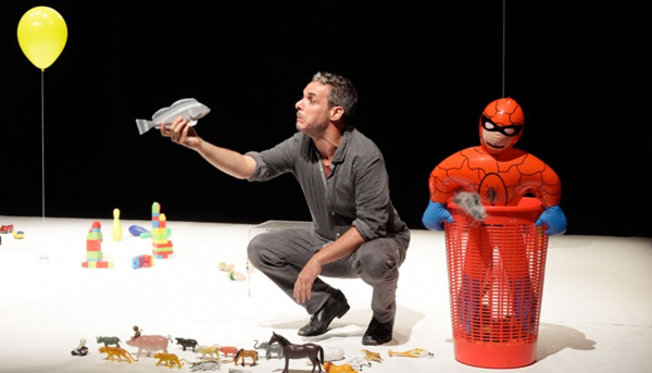  Calabria: il 21 marzo alle 21:00 attore Colella a teatro Morelli in spettacolo “Zigulì”