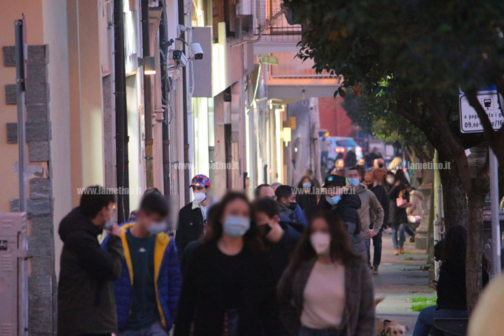 Calabria da oggi in zona gialla: ecco le regole su spostamenti, negozi e ristorazione