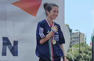 Raso-Alessia-3_d9b8d.jpg
