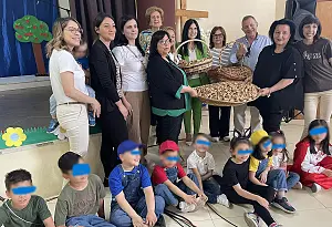 bambini-e-docenti_ceacc.jpg