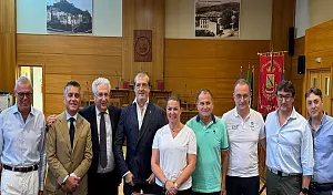 6d9c3a70-91f5-46a4-9bf1-84da157afb19_aecf2.jpg