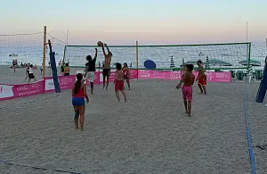 beach-volley-per-susan-komen_8cf58.jpg