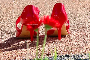 scarpe-rosse-violenza-donne_f2441_5ac00_45adb_726b1.jpg