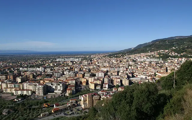 Panoramica-lamezia_2018_ed4e5_44ba4_8cf1d_80ba7_ae7d3_3582d_4242b_c64a0_c11f2_2d817_eb942_0521c_08e85_5ac72_35a76_ed713_60fe5.jpg