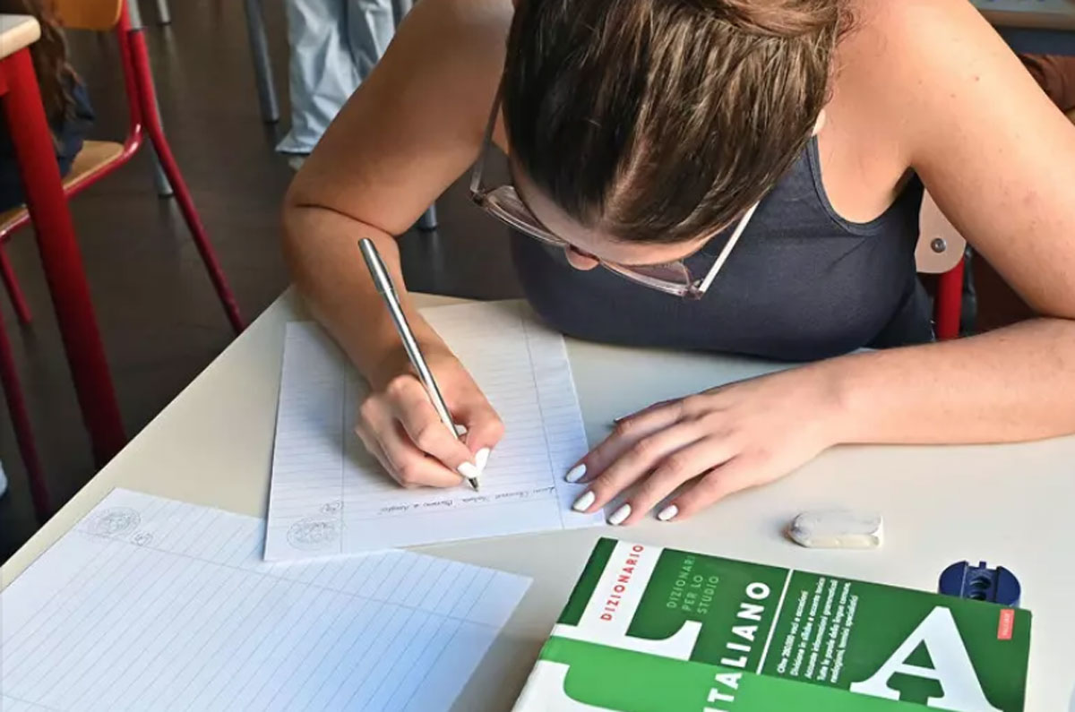 Maturità 2026, i messaggi di auguri ai 18mila studenti calab