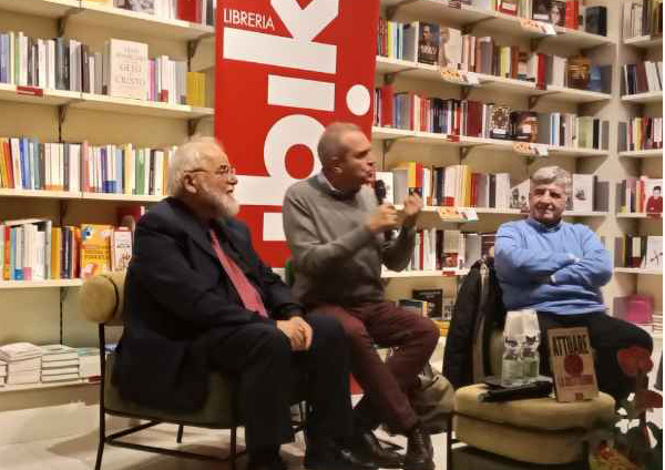 Lamezia, incontro con De Magistris sul libro “Attuare la Costituzione. Oltre gli ostacoli e gli abusi del potere”