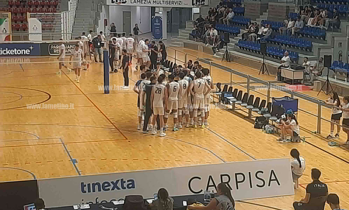 volley2_a5503.jpg