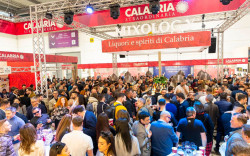 Vinitaly, Calabria protagonista con oltre 100 cantine a Verona 253726_a149f.jpg