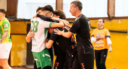 Serie C1 Calcio a 5: Icierre Lamezia travolge il Casali del Manco e prova la fuga decisiva - Reazioni Foto-gara-Icierre-Lamezia---Casali-del-Manco_5f4c2.jpg