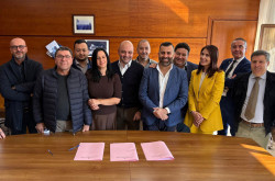 Lamezia, siglato in Comune accordo con Aisa, Anuu e Fare Ambiente: 50 unità a supporto della Polizia Locale per il controllo del territorio IMG-20251112-WA0062_b31b6.jpg