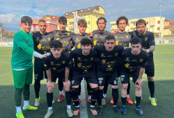 Promozione: vittoria quasi tennistica dell'Atletico Maida ai danni del Pizzo LAtletico-Maida-che-ieri-ha-battuto-il-Pizzo_88219.jpg