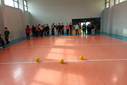 Lamezia, pausa didattica all'insegna dello sport per la scuola secondaria Pitagora Un-momento-delle-attiviper-la-settimana-dello-sport_ad1ae.jpg