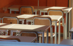 Via libera al mutuo per completare 31 scuole in Calabria, c'è anche Lamezia banki-2025-09-19-alle-08.19.49_619af_6931d.jpg