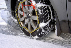 In vigore anche in Calabria dal 15 novembre obbligo di catene a bordo o pneumatici invernali, le strade interessate catene-neve_8af93_ea630_21d6c_1b468.jpg