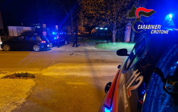 Evade dai domiciliari e si presenta a casa della vittima, arrestato uomo a Crotone crotone-cronaca_b8072.jpg