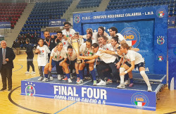 Calcio a 5, l'Arcudace Palmi batte 4-3 il Lamezia Futsal e si aggiudica la Coppa Italia regionale femminile final1_2328a.jpg