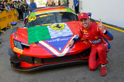 FIA GT World Cup a Macao: la Ferrari del calabrese Fuoco vince a Macao fuoco128765915472565073_n_dce22.jpg