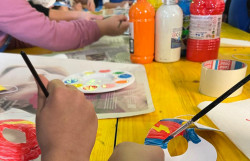 Lamezia, al Laboratorio del Carnevale la magia prende forma: studenti alla scoperta dei Giganti dell’Allegria mage-2025-12-10-at-12.51.4_24bf1.jpg