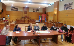 Lamezia, progetto “Natale Insieme”: il Comune coinvolge le realtà associative del territorio natalecartellone2-at-16.44.15_6ada3.jpg