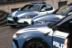 A Lamezia il 174° anniversario della Polizia di Stato: il 10 aprile evento e stand espositivi stand-18.21.20_2facb_ab082.jpg