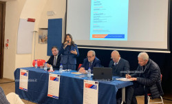 Lamezia, lotta alla povertà e welfare di prossimità. I propositi della Regione illustrati dall’assessore Straface straface-2026-03-19-alle-13.23.44_47557.jpg